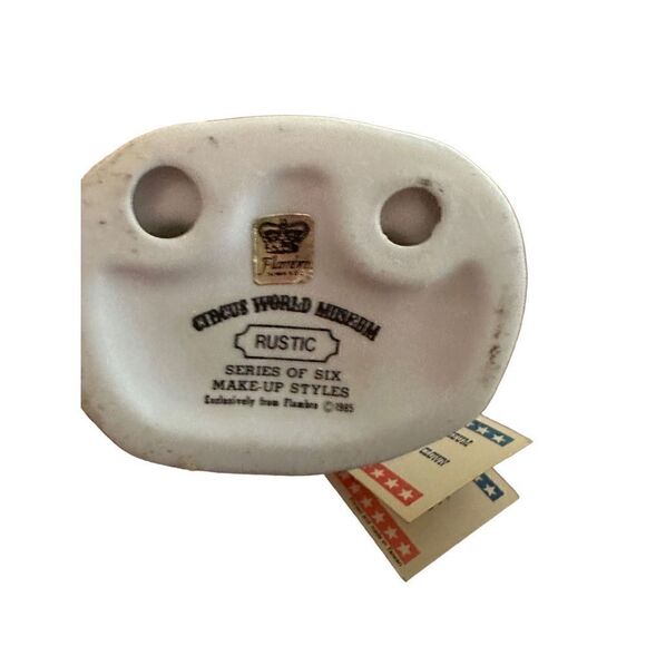 Vintage 1985 Flambro Circus World Museum Clown Figurine Rustic w/Original Tag - Picture 5 of 9